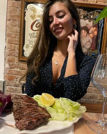 إنسوليتو كوسينا & بيتزا