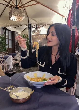 إنسوليتو كوسينا & بيتزا