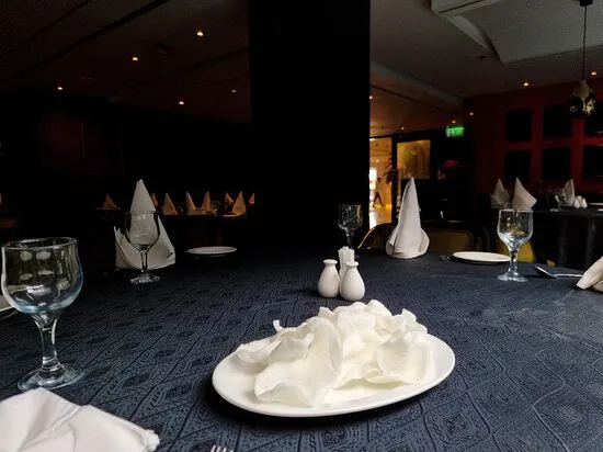 مطعم ريد لوتس، لاهور