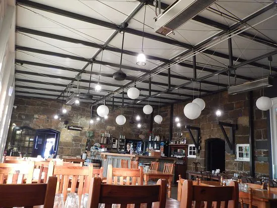 Kings Bridge Bar & Restaurant