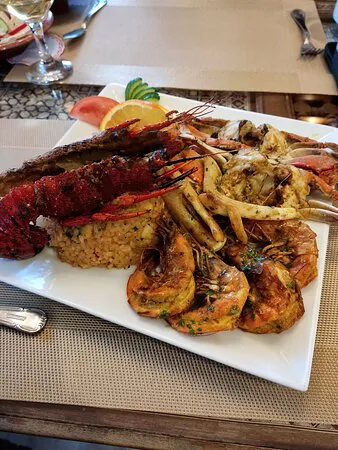 Dananeer Seafood & Steak House