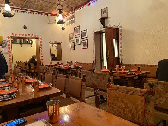 مطعم دابا، نيودلهي