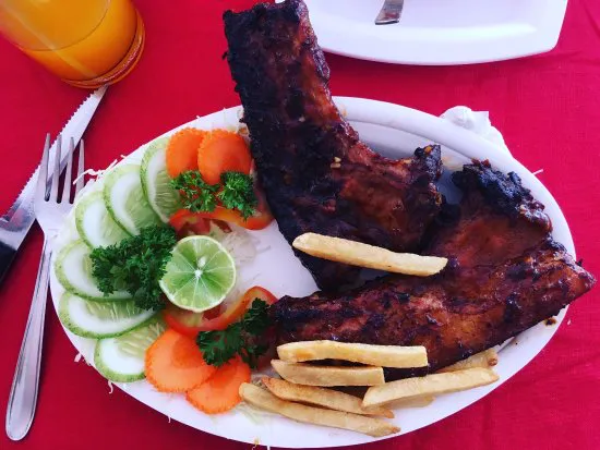 مطعم بيتش كوين