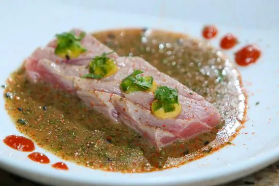 روك آند رولز سوشي لاونج