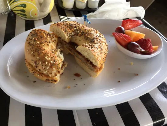 مقهى المؤتمر