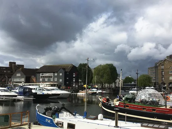 Docklands - St Katharine's Dock