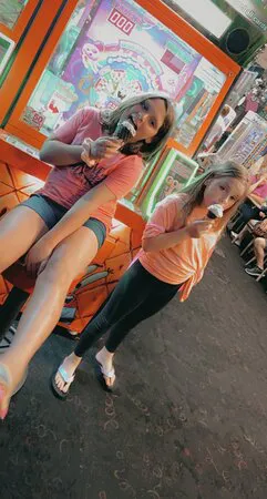 الحواس الحلوة الآيس كريم صالون