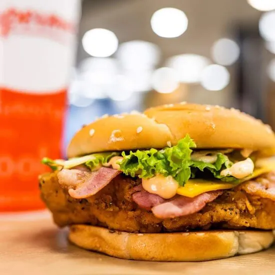 سوبرماك & بابا جونز