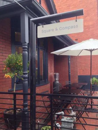 مربع & بوصلة