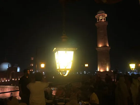 مطعم هافيلي، لاهور