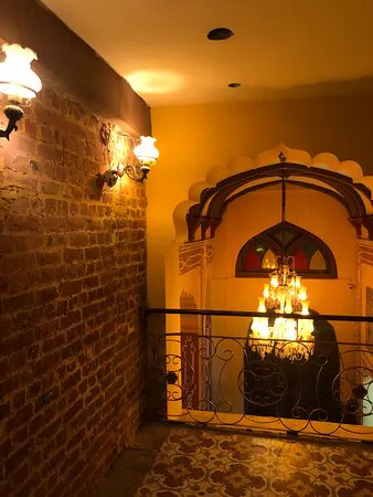 مطعم هافيلي، لاهور