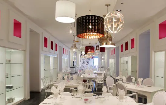 EIGHT4NINE مطعم وصالة