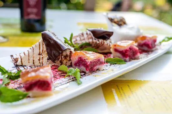 مطعم لاكروما