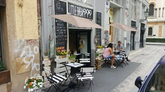 كافيه ليتل بريك، براغ