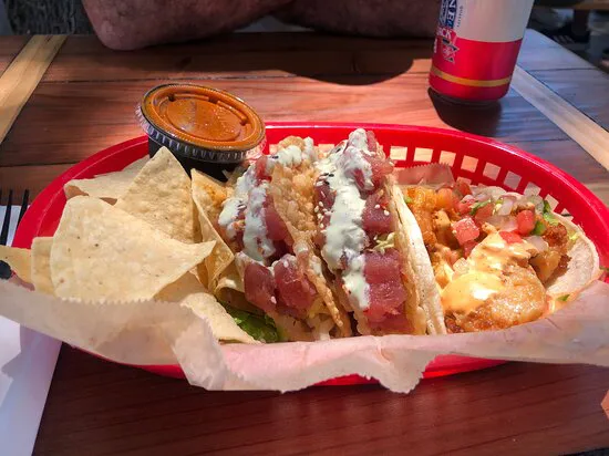 إيست بيتش تاكوس