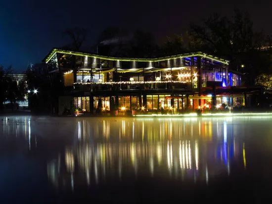 مطعم روبنسون