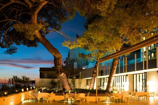 Sphere Restaurant & Lounge Bar