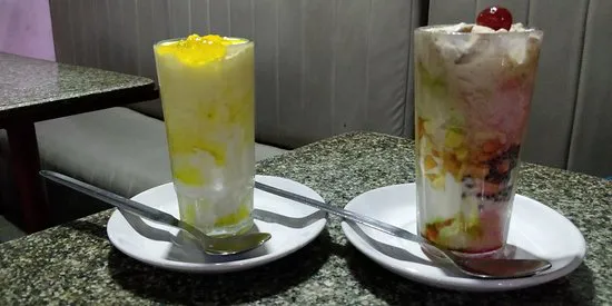 آرتشيز آيس كريم بلازا