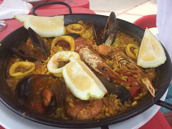 كافتيريا كالا موندراغو