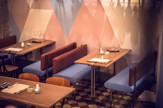 العظام والزجاجات