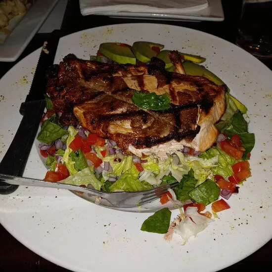 حانة هينيسي