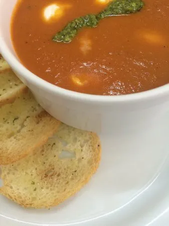 مطعم بومبي الإيطالي كراتشي