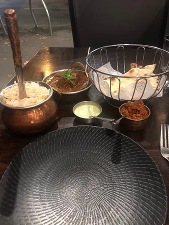 اثنين من الهنود الدهون