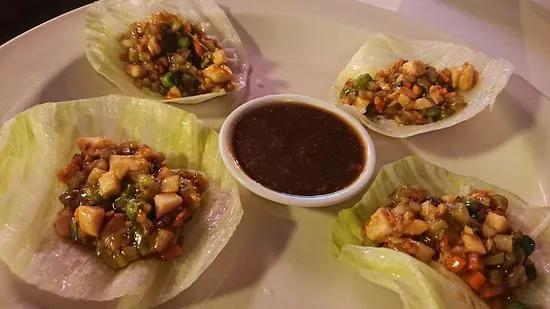 مطعم Chus الصيني والفيتنامي