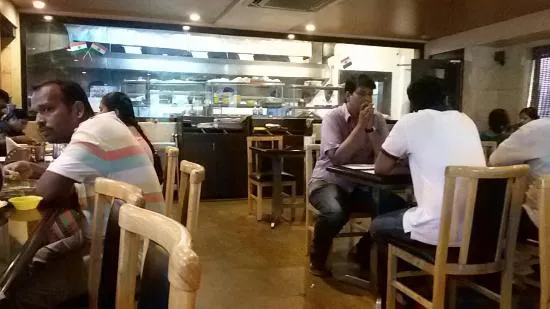 رقائق ساخنة