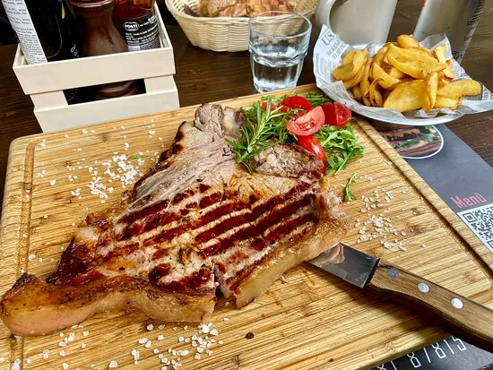 بيكاديللي حانة