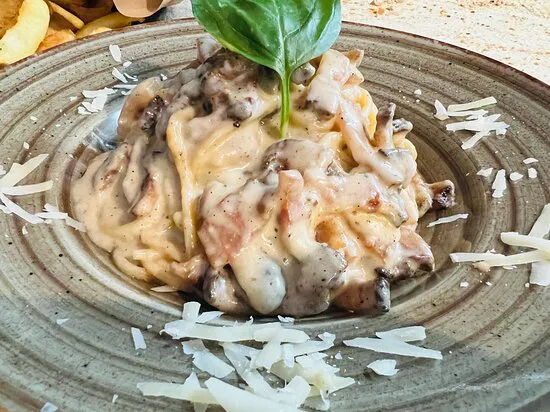 بيكاديللي حانة