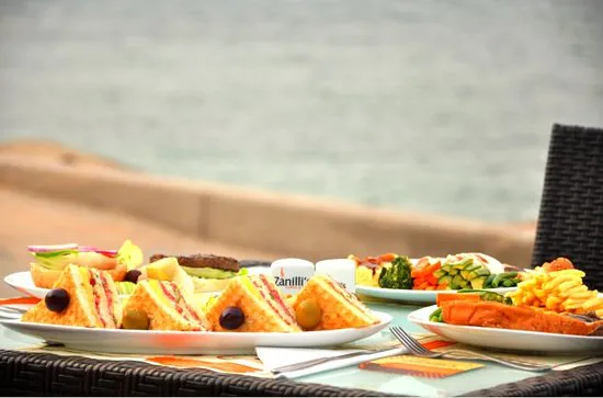 Zanilli's Cafe & More Montazah