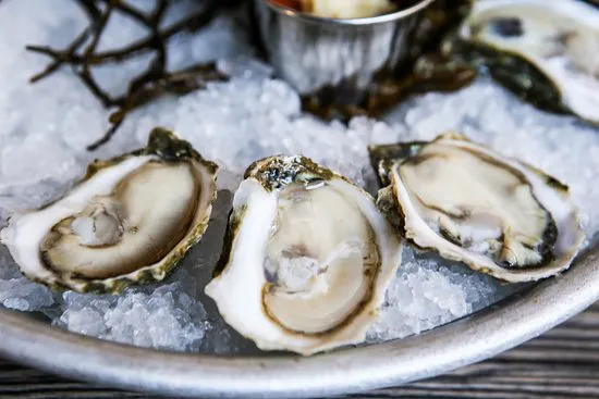 مطعم أويستر هاوس للمأكولات البحرية