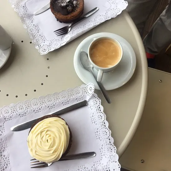 مقهى لا باريزيين