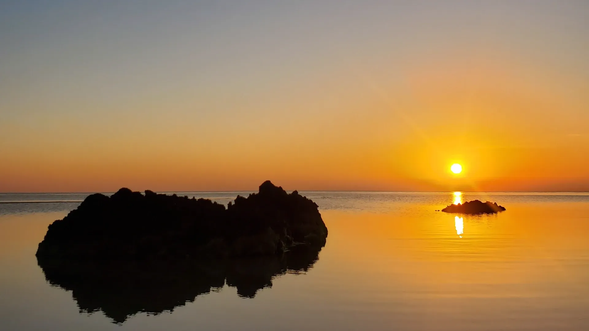 Explore Dalma Island 