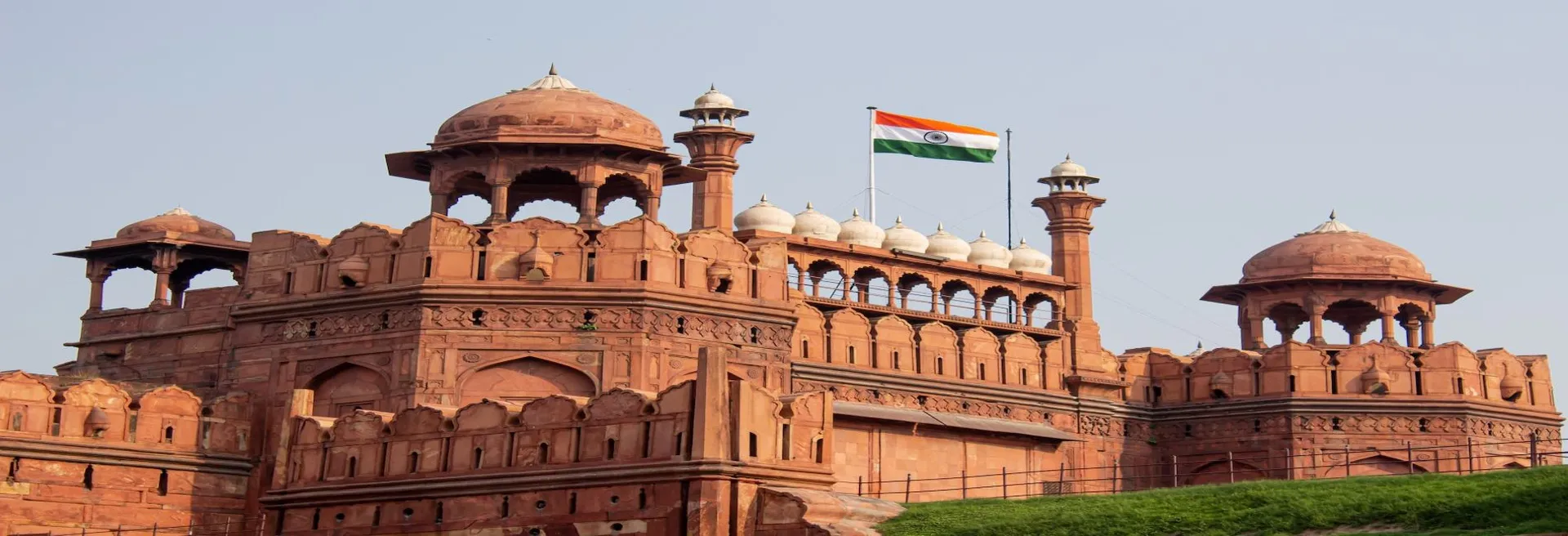 Explore Agra Fort 