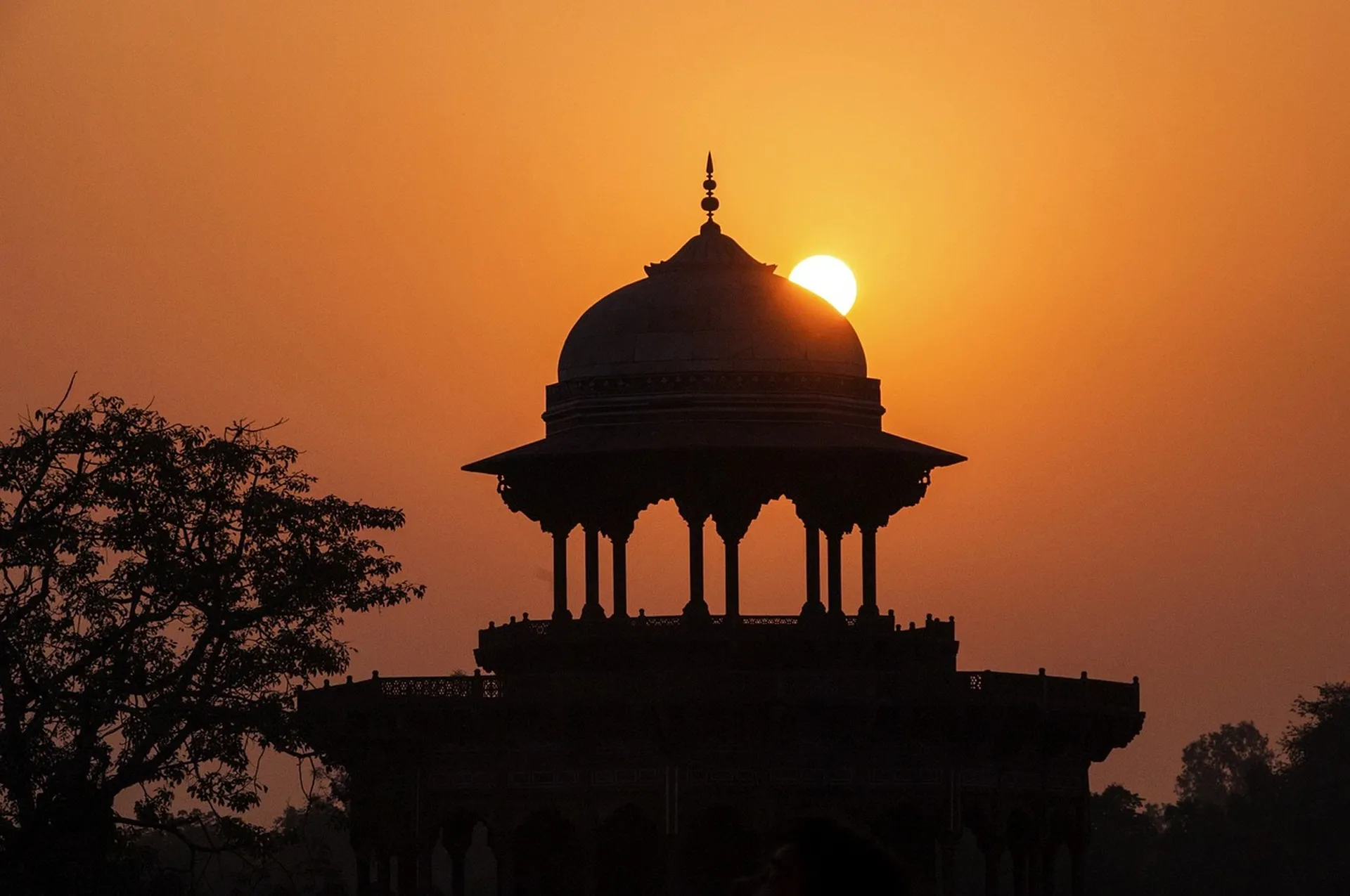 Explore Agra