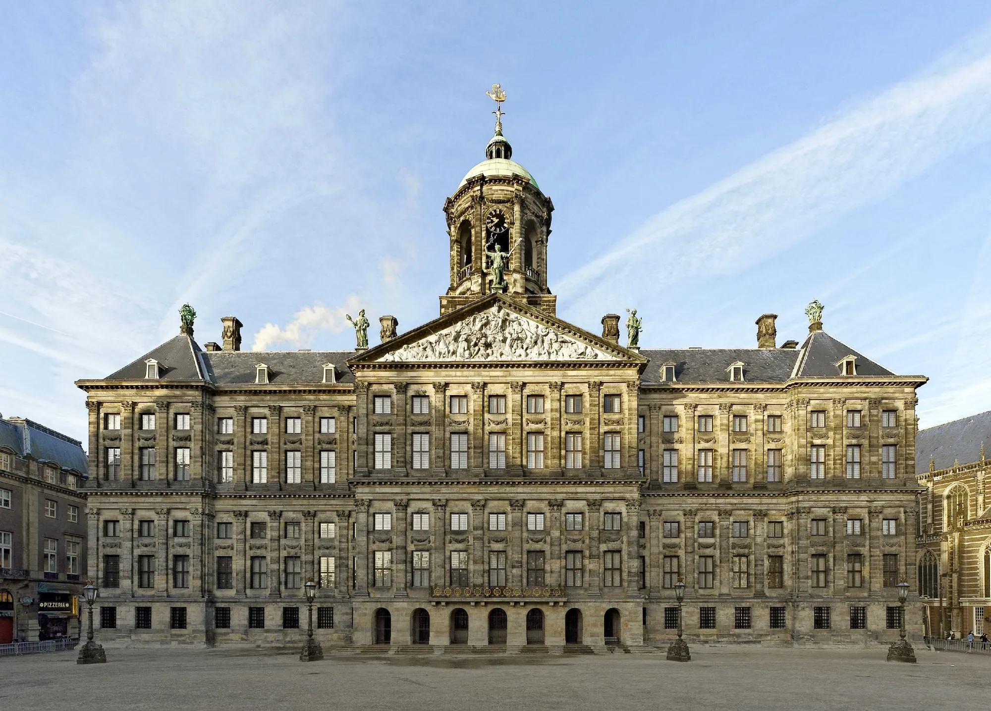 القصر الملكي في أمستردام