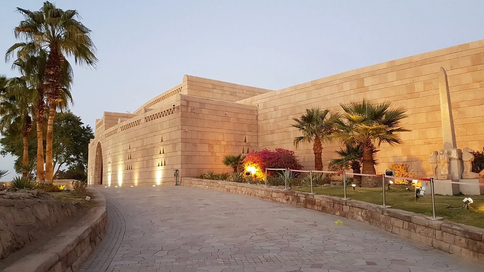 Explore Nubian Museum 