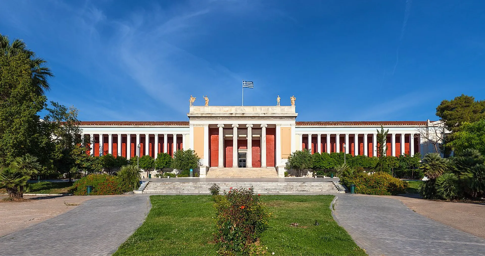 اكتشف متحف أثينا الوطني للآثار 