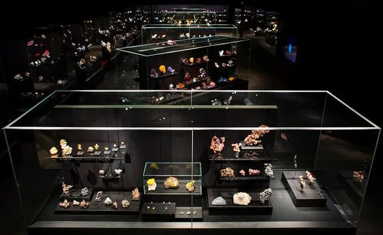 Explore Mim Museum - Mineral Museum 