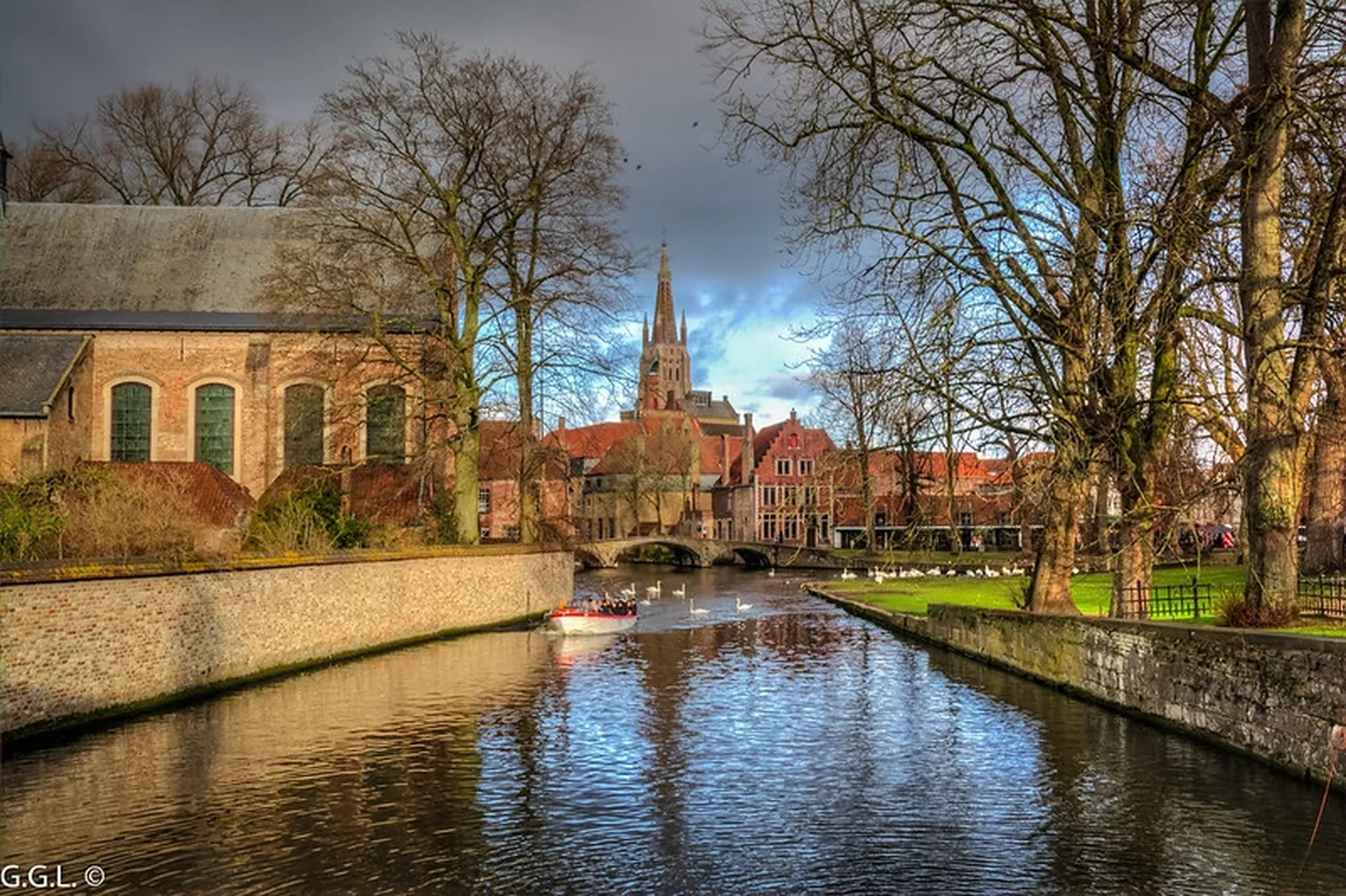 Explore Bruges