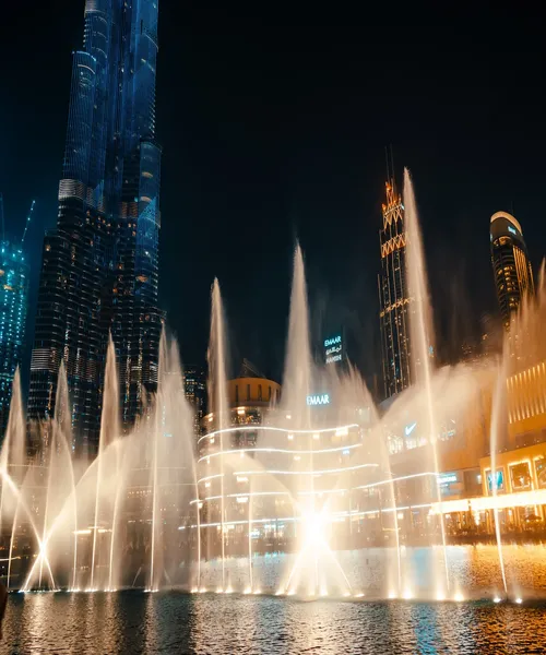 Explore The Dubai Fountain 