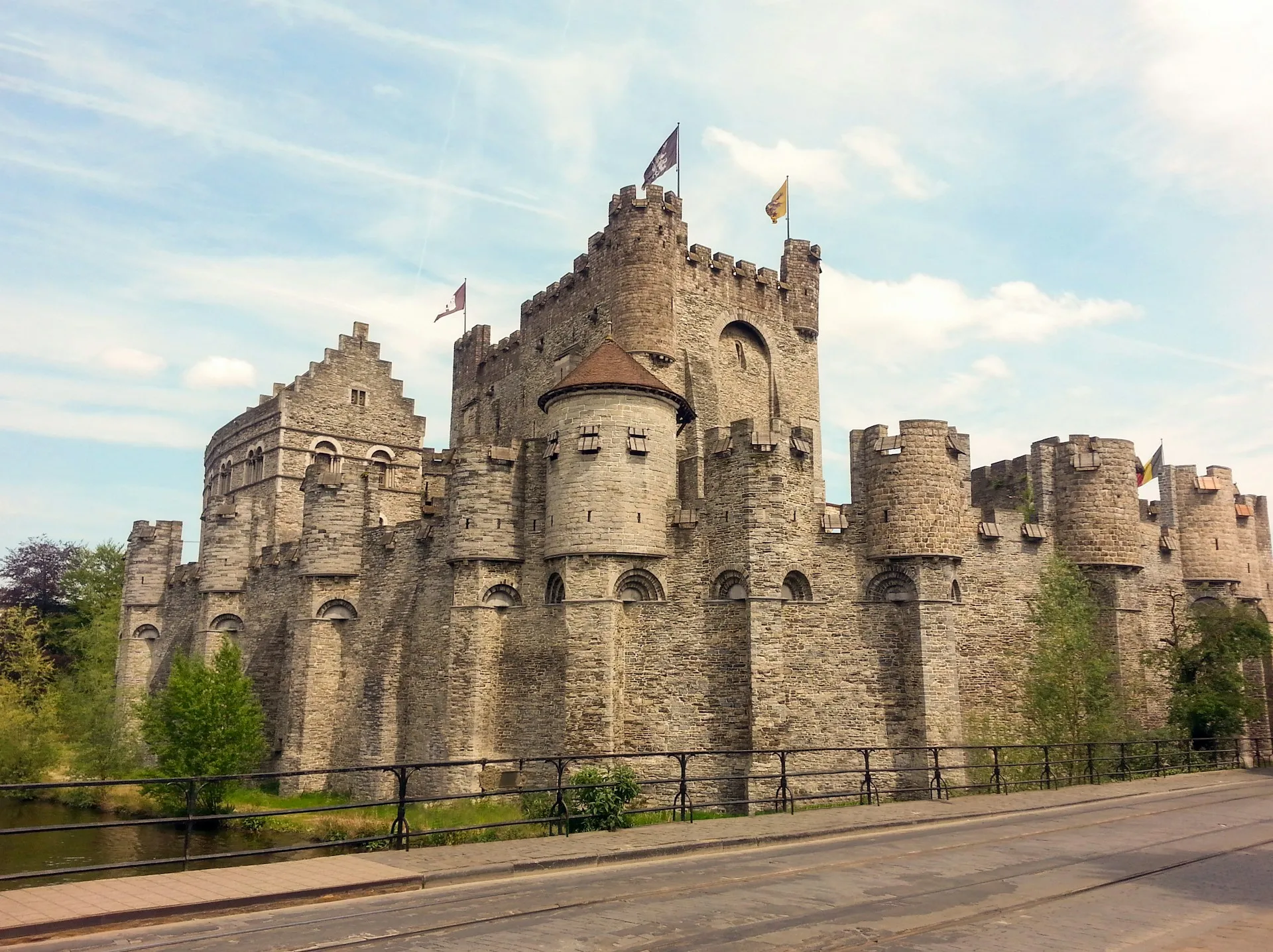 Explore Gravensteen Castle 