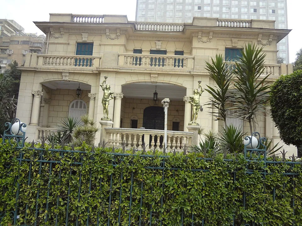 متحف أحمد شوقي - كرمة بن هانئ