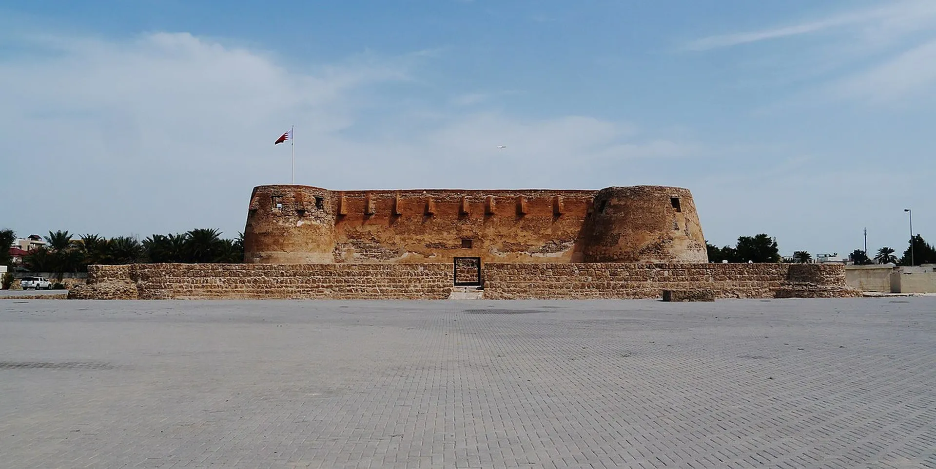 Explore Arad Fort 
