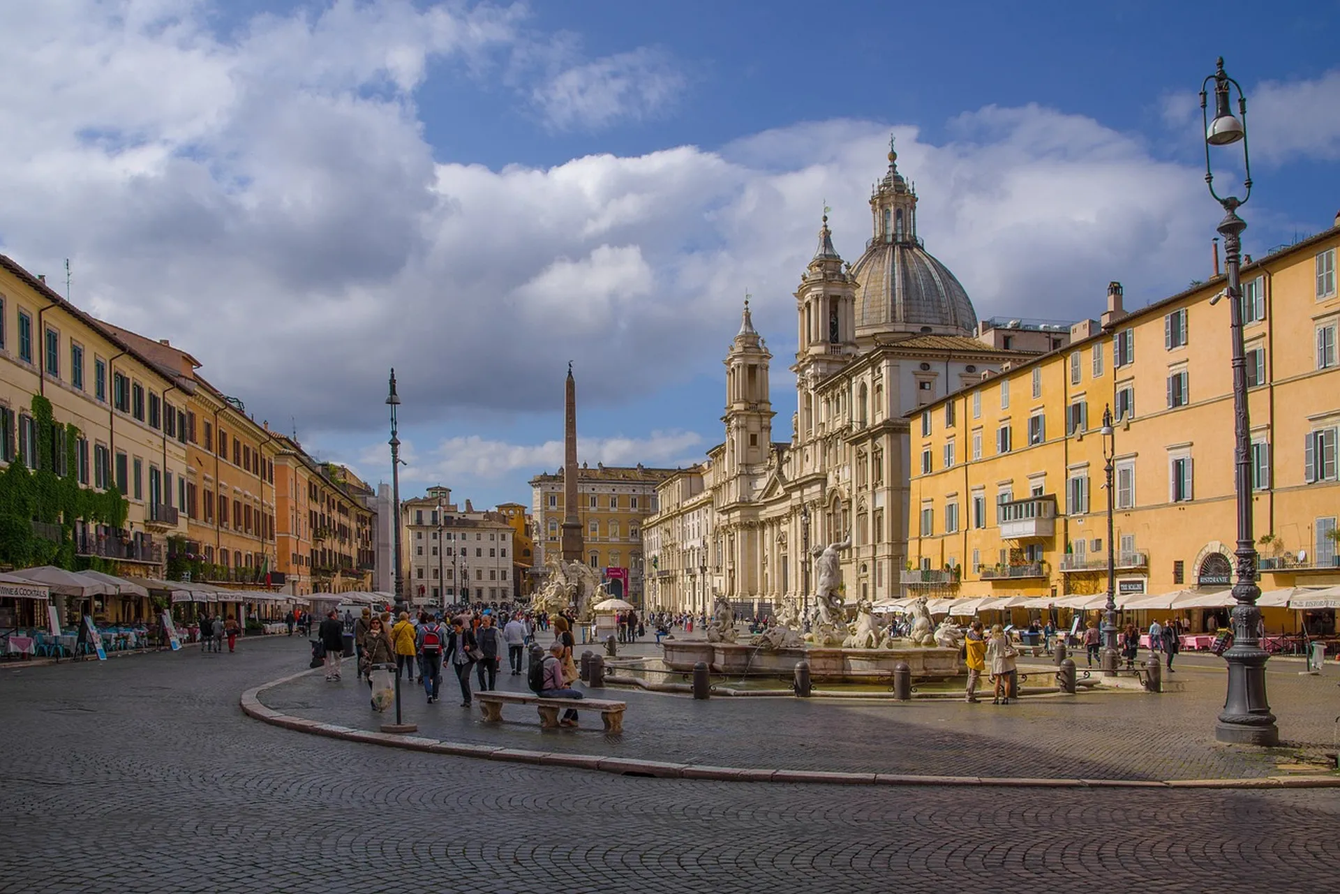 Explore Piazza Navona 