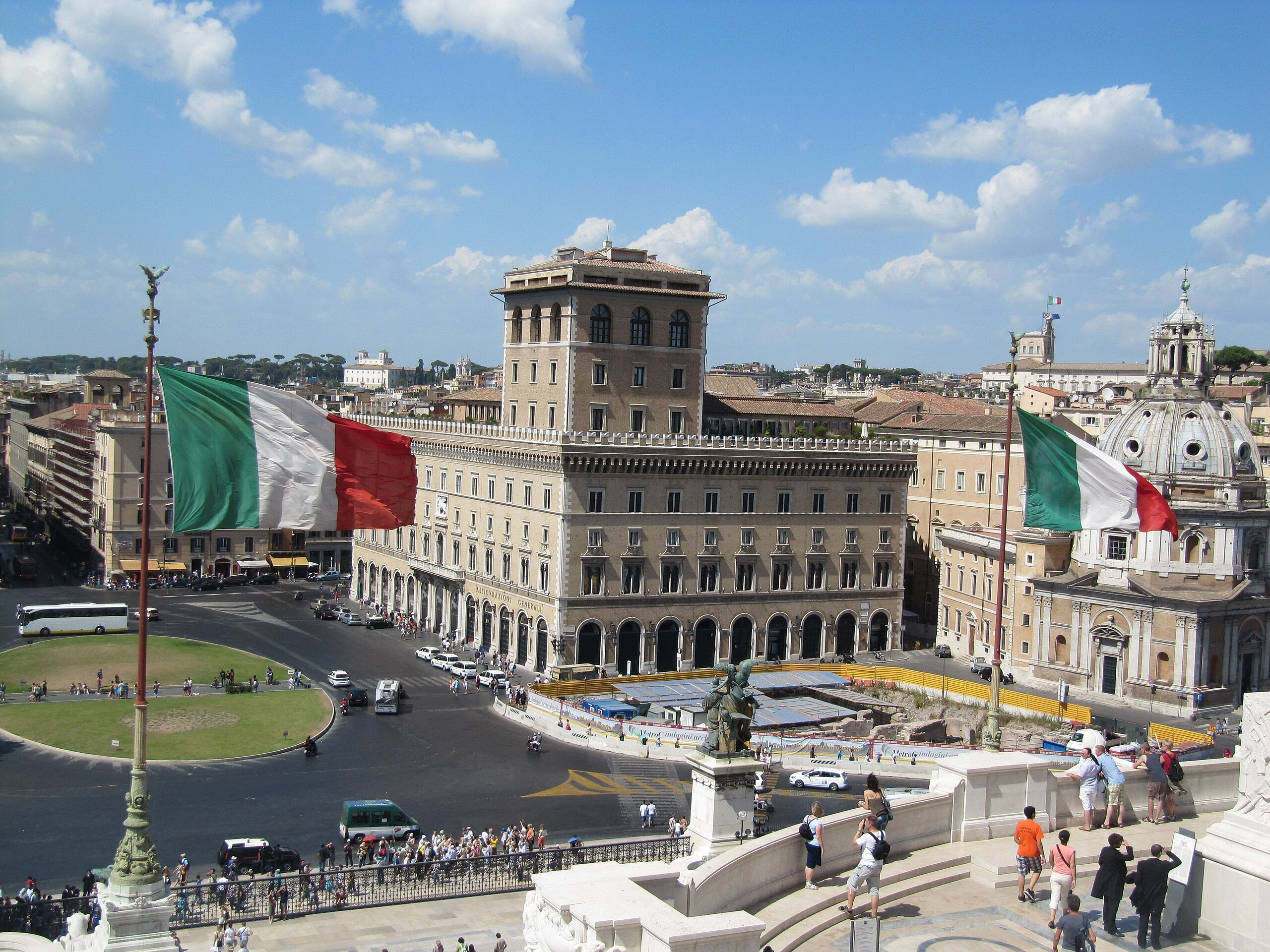 ميدان بياتزا فينيسيا