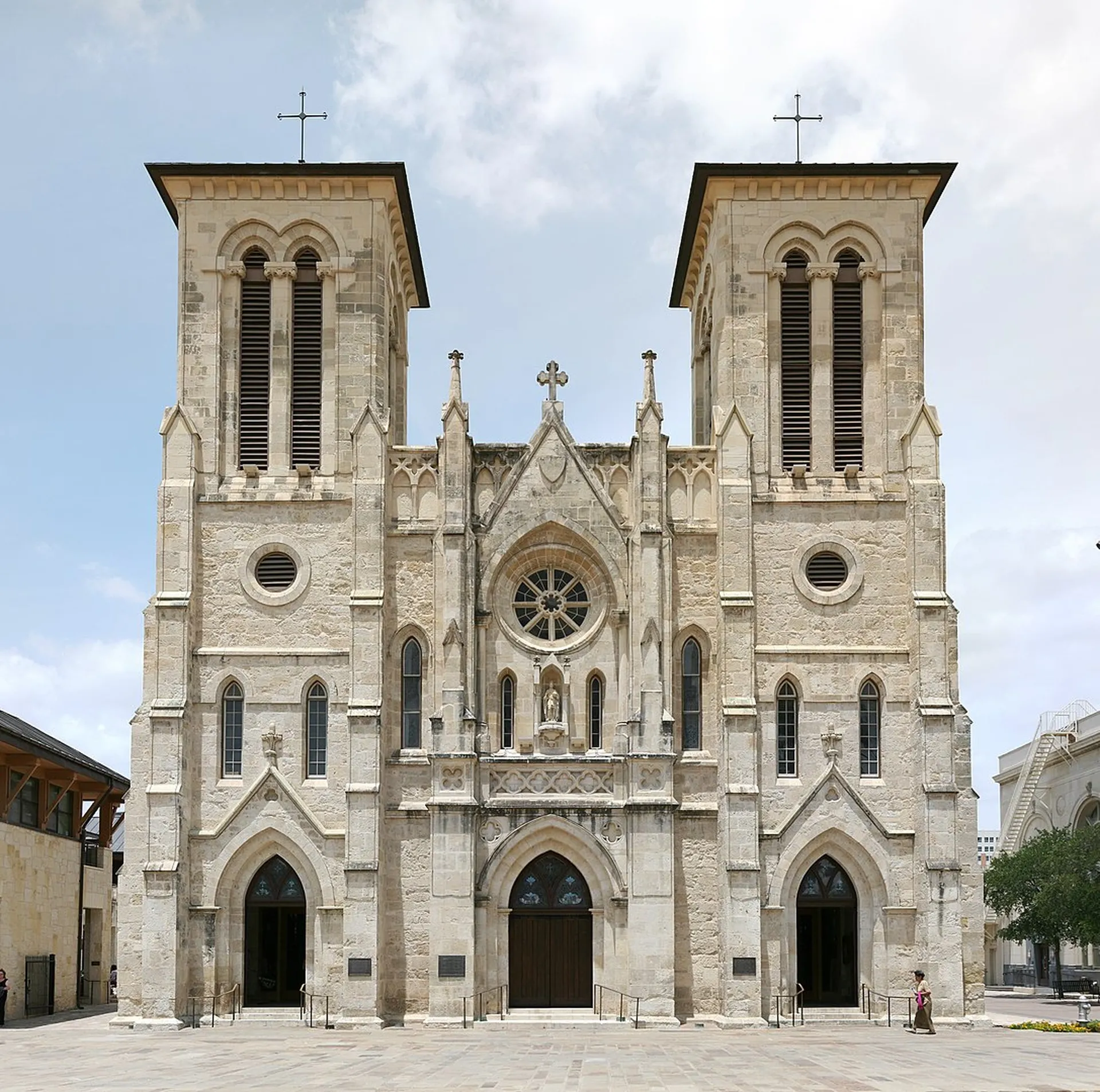 Explore San Fernando De Bexar Cathedral 