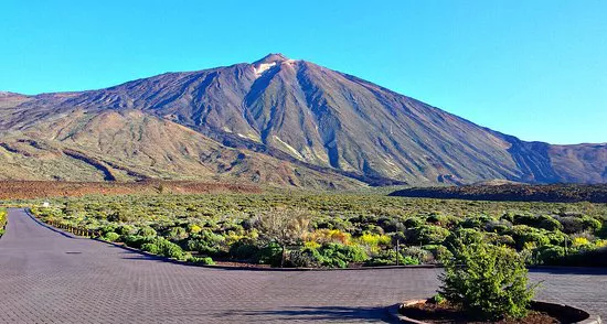 Explore Volcan El Teide 